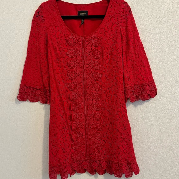 Laundry By Shelli Segal Dresses & Skirts - Laundry by Shelli Segal 3/4 Sleeve Red Crochet Dress. Size 4.